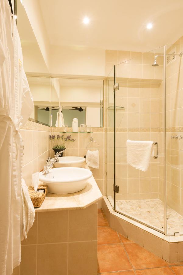 Five Burnham Guest House Дурбан Екстер'єр фото